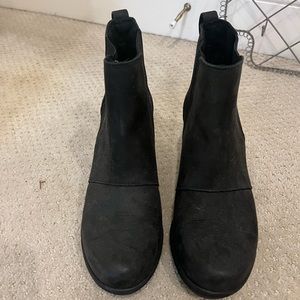 Sorel Chelsea wedge slip on bootie